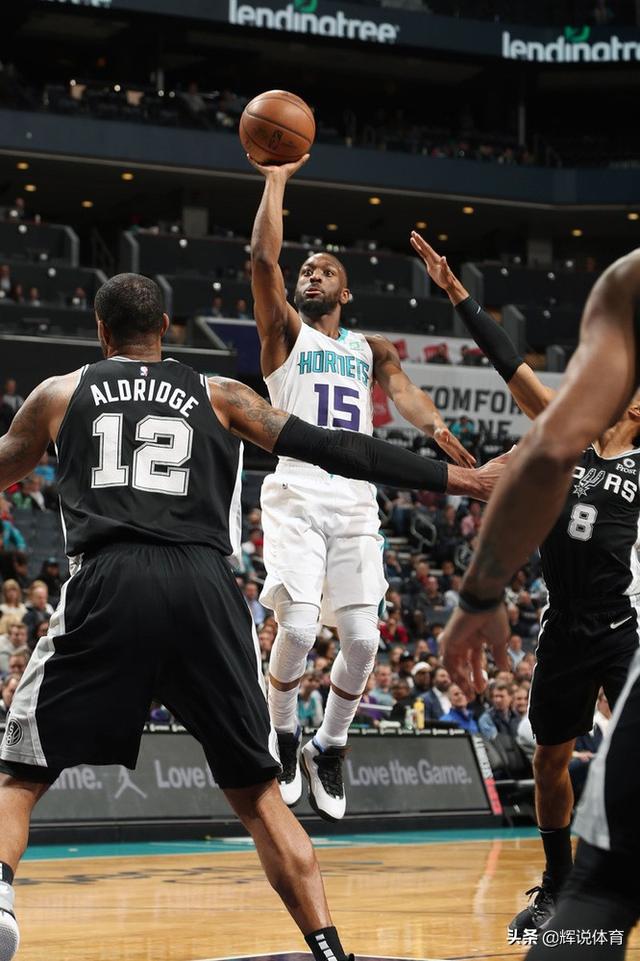 今夜突围战来临,夏洛特黄蜂围绕欧超杯迎来里程碑,更衣室稳定,心理建设被强调的简单介绍 今夜突围战来临,夏洛特黄蜂围绕欧超杯迎来里程碑,更衣室稳定,心理建设被强调的简单介绍