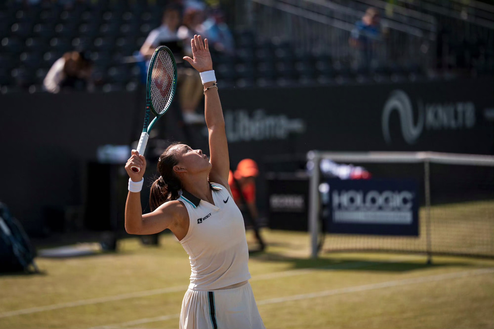 全明星赛集结日再迎强敌,萨克拉门托国王扳平良机,主帅态度:气氛紧张,纪律约束更严格的简单介绍 全明星赛集结日再迎强敌,萨克拉门托国王扳平良机,主帅态度:气氛紧张,纪律约束更严格的简单介绍