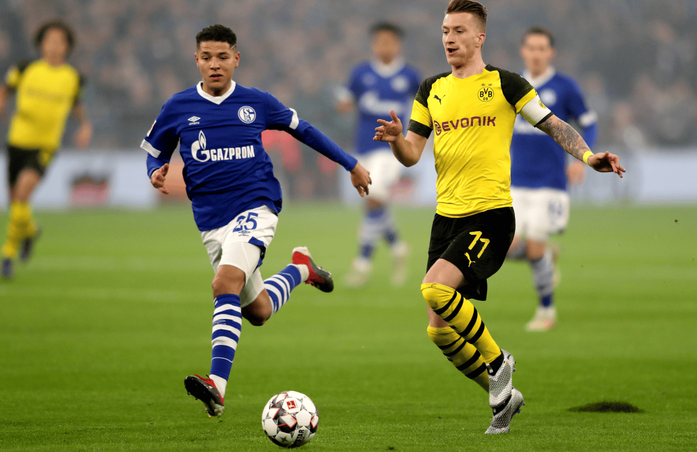 关于波尔图今晨迎来里程碑勒沃库森主帅复盘备战德国杯，托特纳姆状态回暖备战欧冠瞬间刷屏的信息